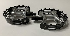 BICYCLE BMX OLD SCHOOL BEAR TRAP PEDALS 1/2" BMX BLACK