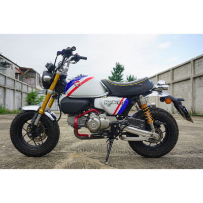 HONDA MONKEY タンク ネイビー No Reserve: 2002 Honda Z50J Monkey Limited Edition for sale