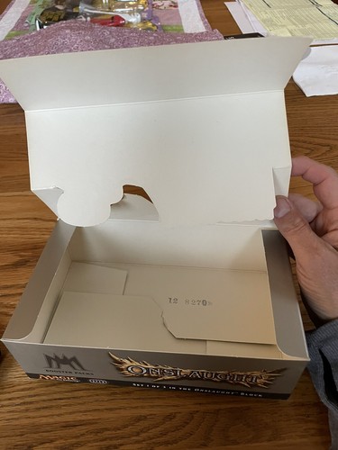 *EMPTY* ONSLAUGHT BOOSTER BOX - MAGIC THE GATHERING TRADING GAME + 5 EMPTY PACKS - Picture 6 of 7