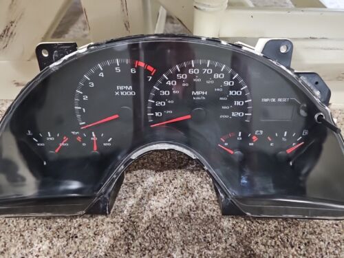 ***TESTED*** 37K Mile 99-02 Chevy Camaro V6 Gauge Speedometer Cluster 120mph - Picture 2 of 10
