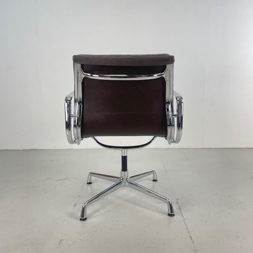 VINTAGE EAMES VITRA FOR HERMAN MILLER BROWN LEATHER SOFT PAD GROUP CHAIR #4257 - Picture 6 of 11