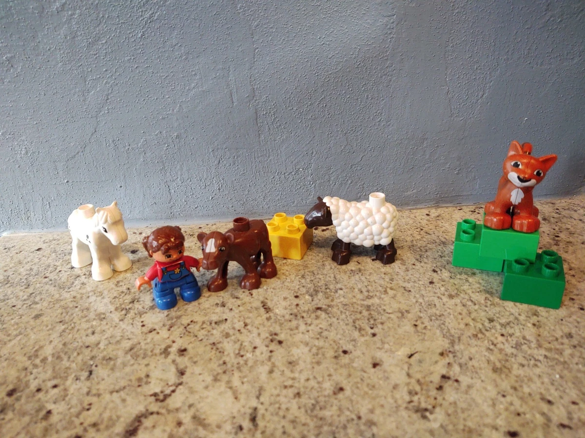 Hard to find Retired 2010 LEGO Duplo 5646 Farm Nursery 100 Complete Used