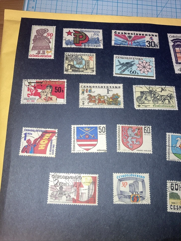 25 Used Vintage MNH Czechoslovakia Stamps, 1970's Lot. Some are RARE. $1 Ships! - Image 3 of 4