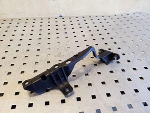 VW TOUAREG 7LA, 7L6, 7L7 Scheinwerferhalter links 7L0805733 3.0 Diesel 26172036