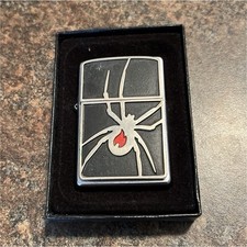 Zippo Arachno-Flame shining Emblem Brushed Chrome 21023