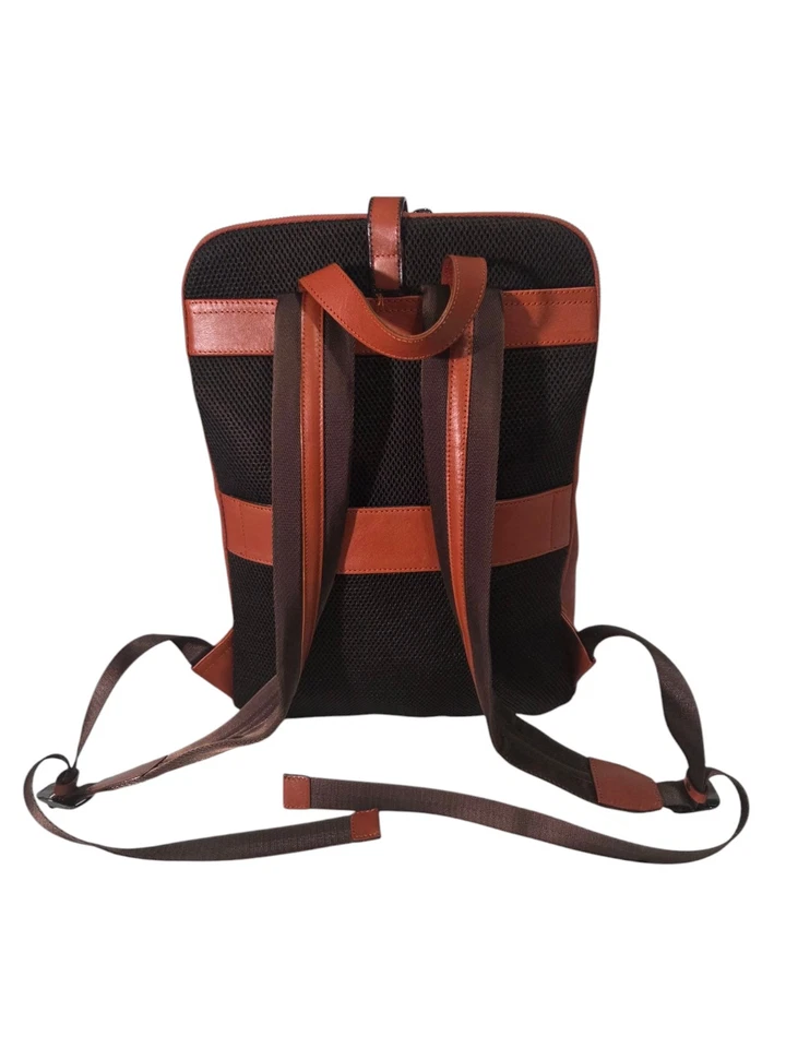 Cluci Leather Laptop Backpack Briefcase Bag Travel Commuter Organizer - Image 2 of 4