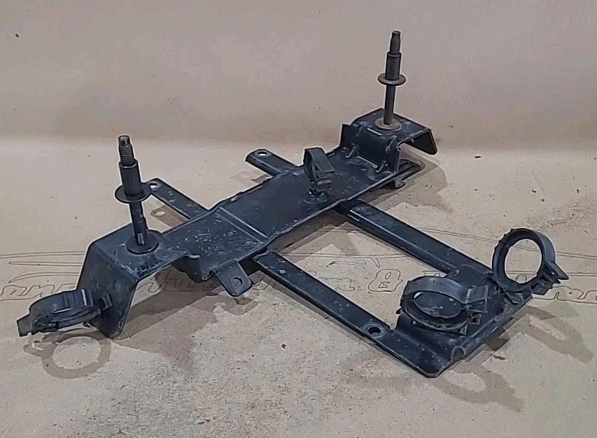 1994-1996 Impala SS Caprice LT1 Engine Air Intake Cover Home Plate Bracket OEM Foto 2 de 4