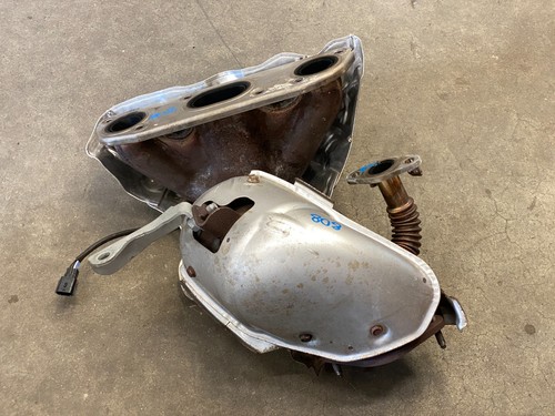 18-25 NISSAN SENTRA 2.0L L4 EXHAUST MANIFOLD WITH HEAT SHIELD & COVER OEM LOT808