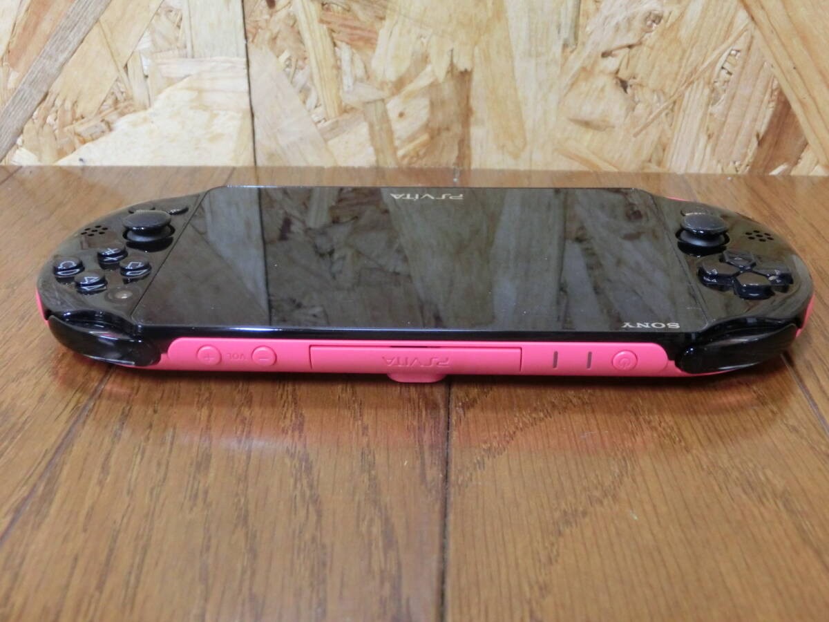 Sony PS Vita PCH-2000 Pink Black Console WiFi Model w Box