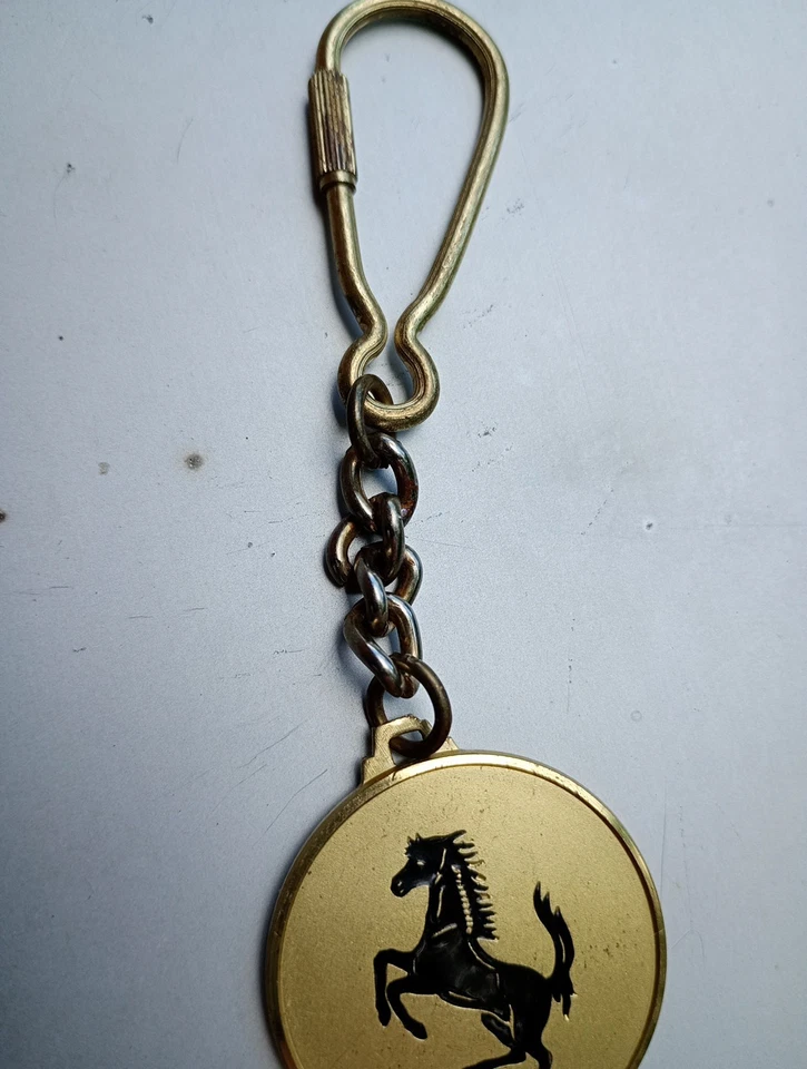 Ferrari Keyring Key Fob , Prancing Horse -FERRARI  1990s  -F40 , 348,testarossa - Image 3 of 4
