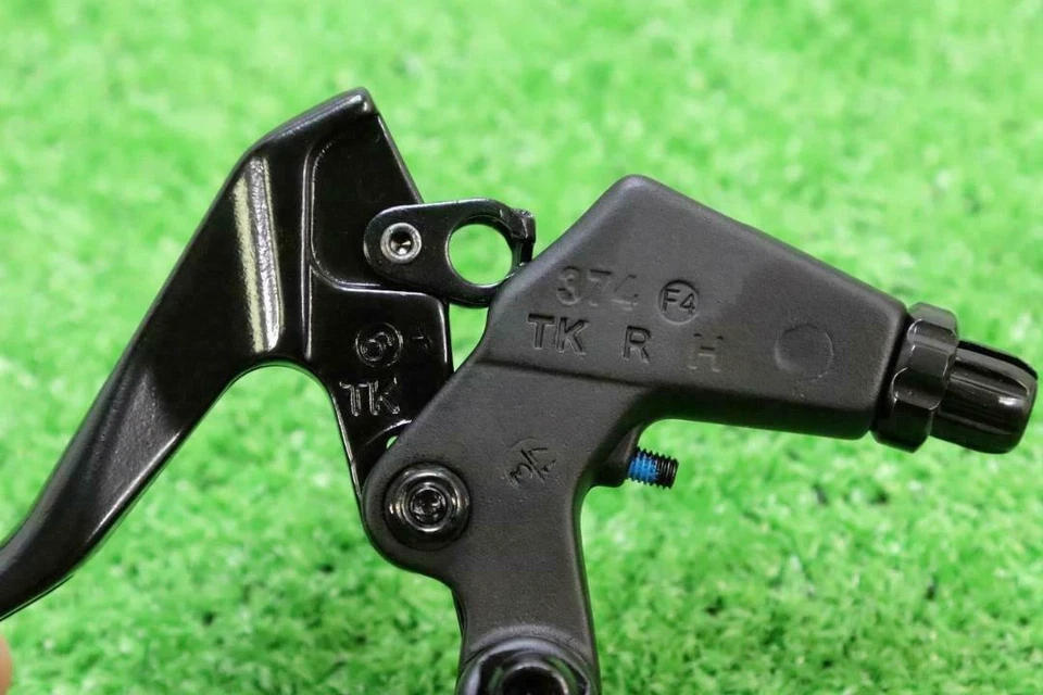 Tektro Aluminum Alloy bicycle bike Brake Lever Tk-374 3 Fingers Left And Right S - Image 3 of 3