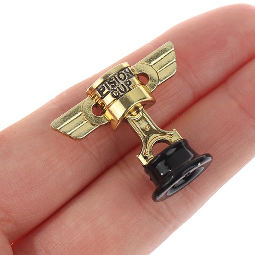 PISTON CUP Gold Championship Trophy Model Toys Christmas Gift for Children - Imagen 5 de 12