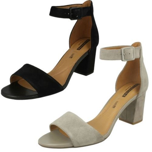 Damen Clarks mit Absatz Veloursleder Schnalle Verschluss Sandale - ' Deva Mae ' Damen Clarks mit Absatz Veloursleder Schnalle Verschluss Sandale - ' Deva Mae '