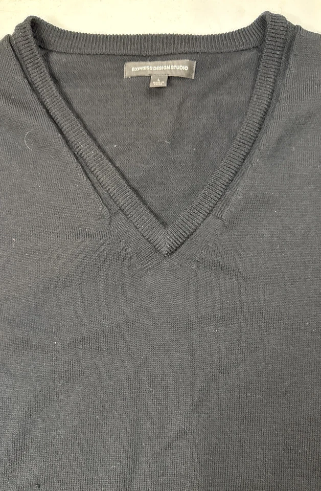 Express Design Studio Men’s Black 100% Merino Wool Vest Size Large - Image 2 of 4