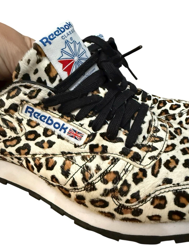 Reebok Classic Leather Head Porter Leopard sneakers w/ faux-fur upper. Size 9 - Image 2 of 4