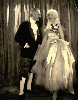 Genevieve Clendenin Mr Burrall Hoffman in costumes as 18th centu 1930s Old Photo