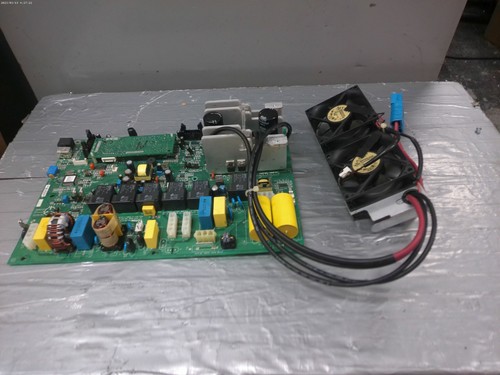 APC SMT3000RMT2U Main Board 2U3K 640-3080A Rev 05 with Cooling Fans - Tested - 第 4/12 張圖片