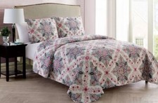 VCNY Home Wyndham 3-Piece Multicolor Medallion Quilt Set, King, Adult, Unisex
