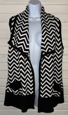 Chicos Sz 2 LARGE Black White Chevron Open Draped Striped Vest Cardigan EUC