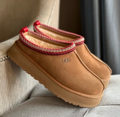 UGG Boots Tazz Platform Women s Size 10, NEW without Box