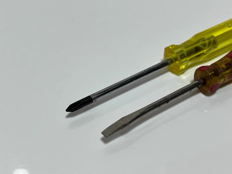 Stanley Tools USA MADE 2pc Pocket Mini Clip Screwdriver Set Lot, 64-840 & 64-170 - Image 2 of 4