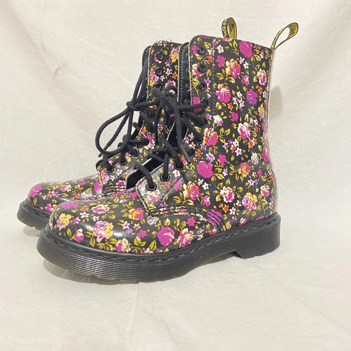 Doc martens black with deals roses