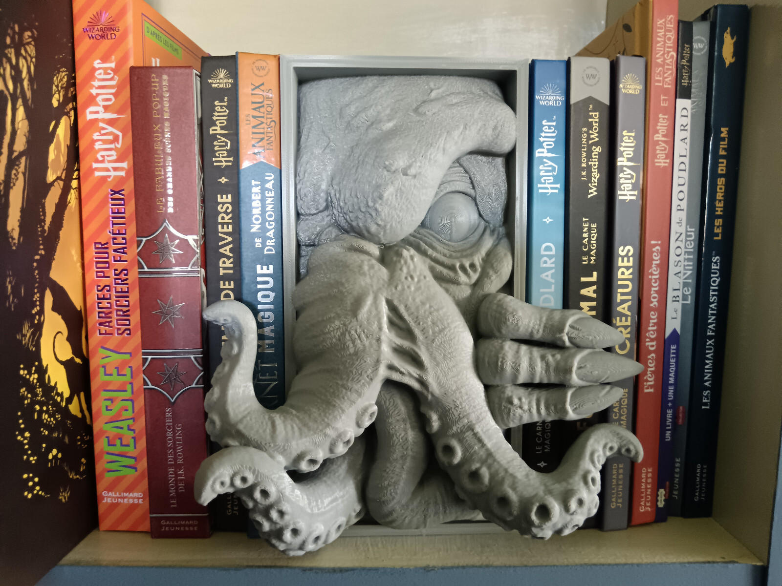 Book Nook Kraken Tentaculaire - Serre-Livres 3D Premium de 21 cm Finition Bois