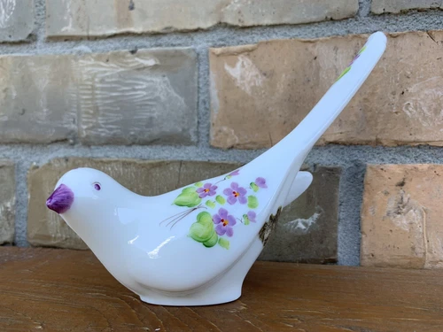 Fenton Bird Signed Long Tail Milk Glass Laura Luna Flowers Hand Painted Vintage