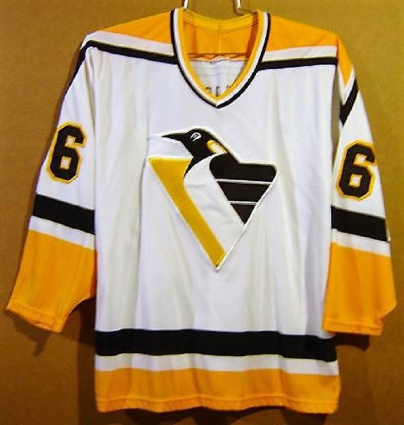 CCM - 激レア　NHLアイスホッケー　ピッツバーグ ペンギンズ　マリオレミュー　66番 2067230681.jpg?1698063327