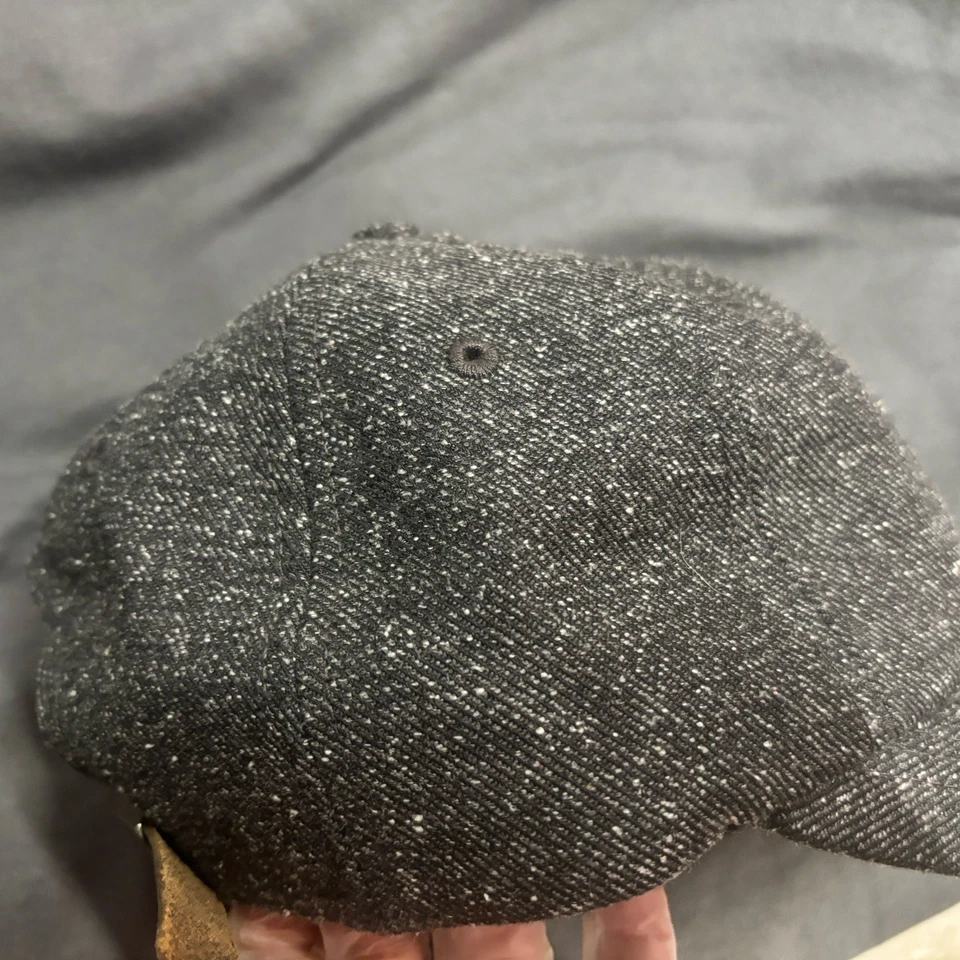 Gorra HUF Gris Tweed/Lana Escritura Logo Cuero Correa Foto 4 de 4