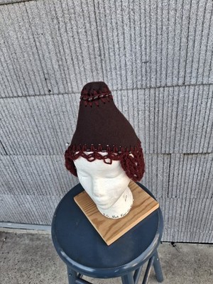 Vintage 1930s brown felt hat Medieval style pointed cone crochet trim beads