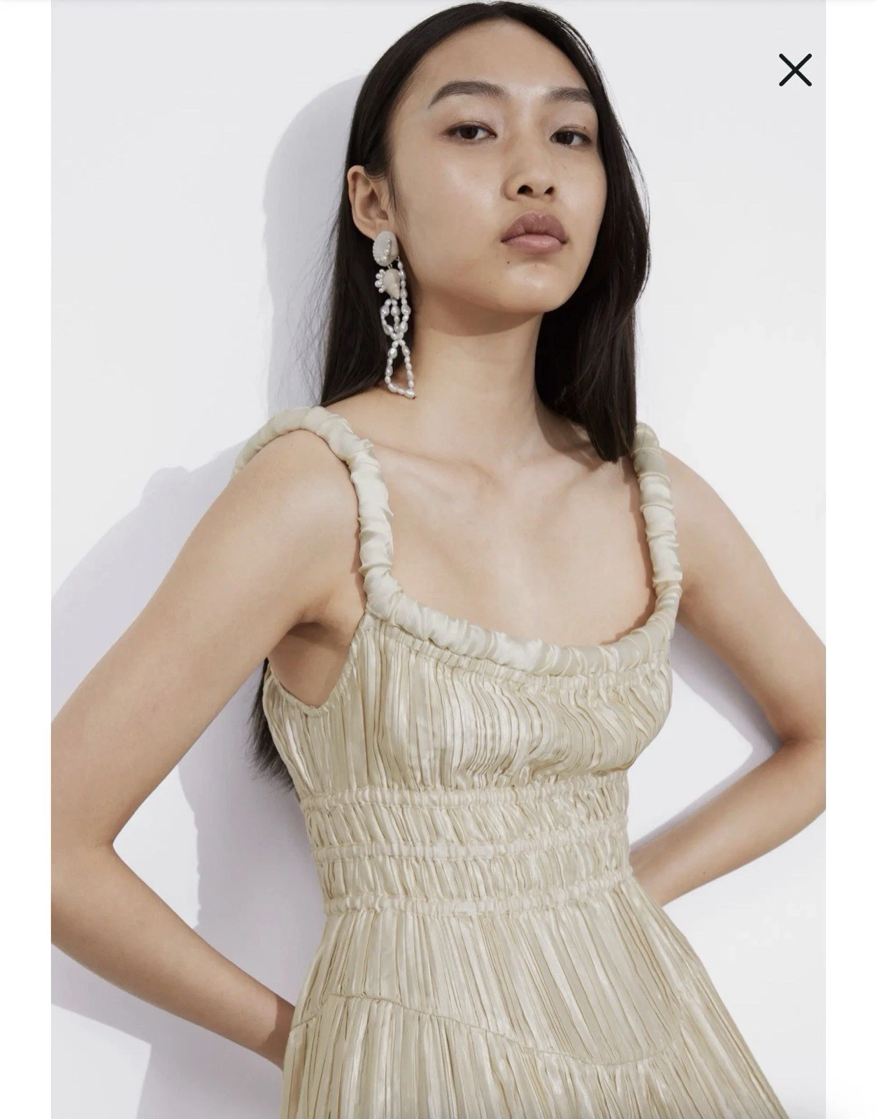 Maxi Dress & Other Stories
Opens in a new window or tab