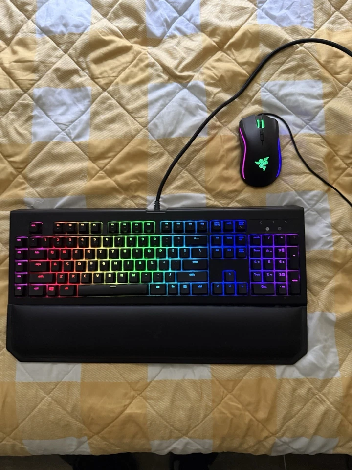 paquete teclado y ratón razer Foto 4 de 4