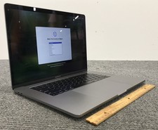 Apple MacBook Pro A1990 MR942LL/A 2018 15.4 i...