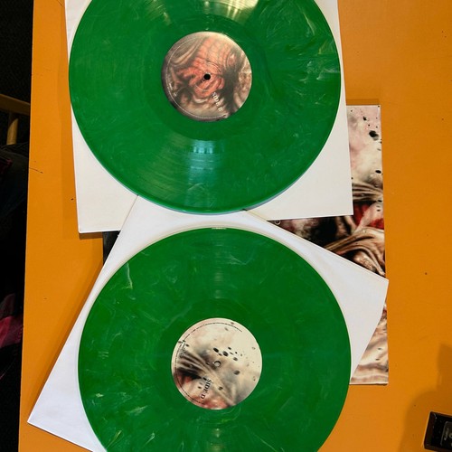 Shiro Sagisu - Attack On Titan (12" Green Marble Vinyl LP) New and Sealed - Imagen 3 de 4