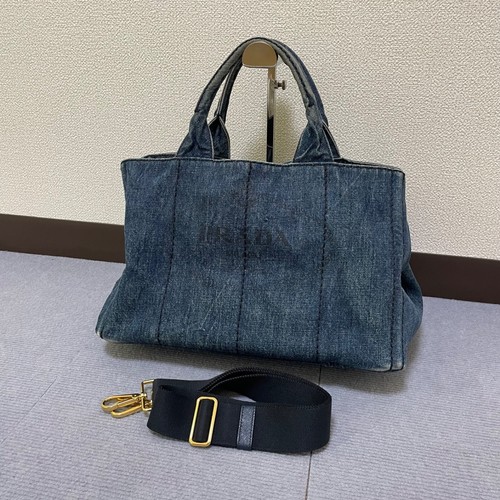Prada Canapa Handtasche in Blue Denim