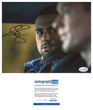 J.R. RAMIREZ SIGNED MANIFEST POWER JESSICA JONES 8x10 PHOTO - ACOA COA J.R. RAMIREZ SIGNED MANIFEST POWER JESSICA JONES 8x10 PHOTO - ACOA COA