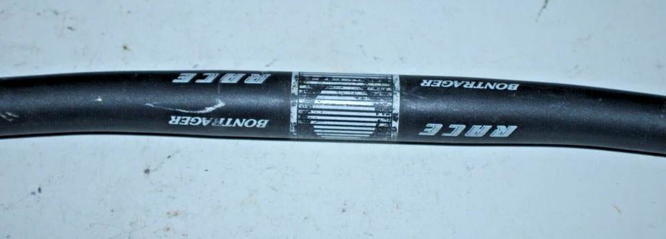 Manillar Bontrager Race MTB 25,4 mm 60 mm 7° negro sendero descenso envío rápido a EE. UU. Foto 4 de 4