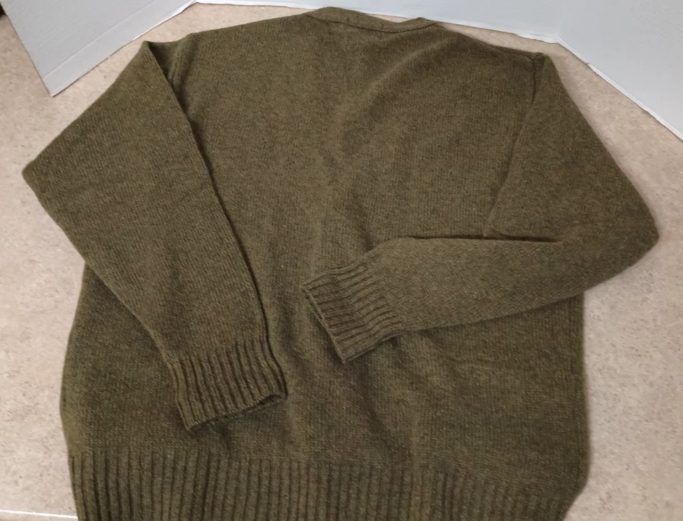 New Pendleton L Men's Sweater Shetland Wool Green Cardigan Buttons & Pockets - Image 4 of 4