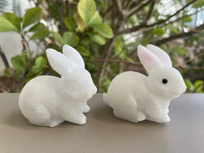 White Jade Crystal/Gemstone Mini Bunny 66G 2'' x 1'' (Price For 1)