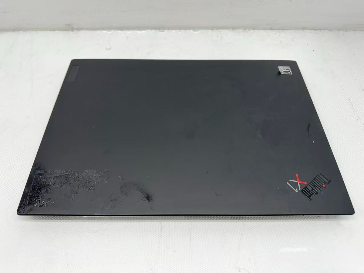 Lenovo ThinkPad X1 Carbon Gen 9 14