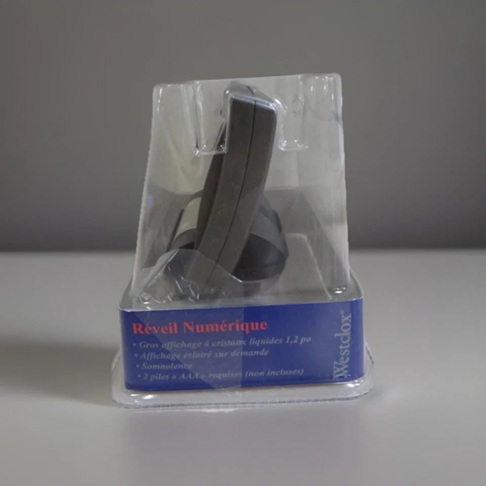 Westclox Digital Alarm Clock Battery Operated Large Lighted LCD Display 47503 - Image 3 of 4