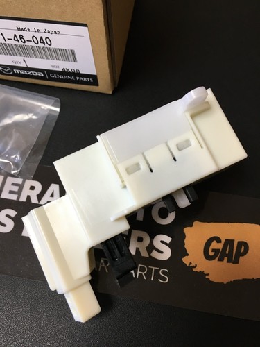 Genuine MAZDA OEM CX-5 KE 13-14 Automatic Shifter Overdrive Switch KDY1-46-040 - Picture 5 of 11