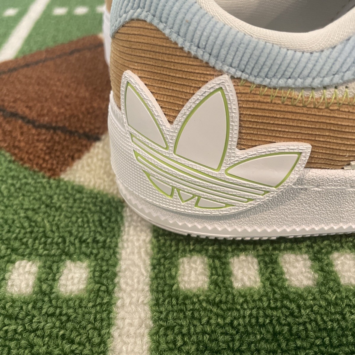 adidas gazelle silver green womens Onix 'Rey Lee' Sneakers