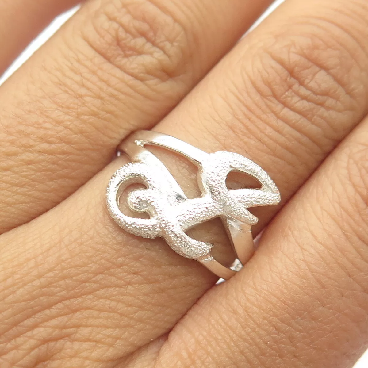 Ring with shop j initial