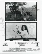 1995 Press Photo Actors Matthew Modine Geena Davis In "Cutthroat Island"
