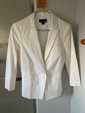 EUC Attention Women  s Stylish Slim-Fit 3/4 Sleeve White Blazer Size S