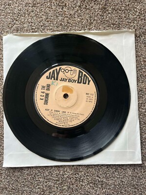 K C And The Sunshine Band - Keep It Comin' Love / Wrap Your Arms Around Me