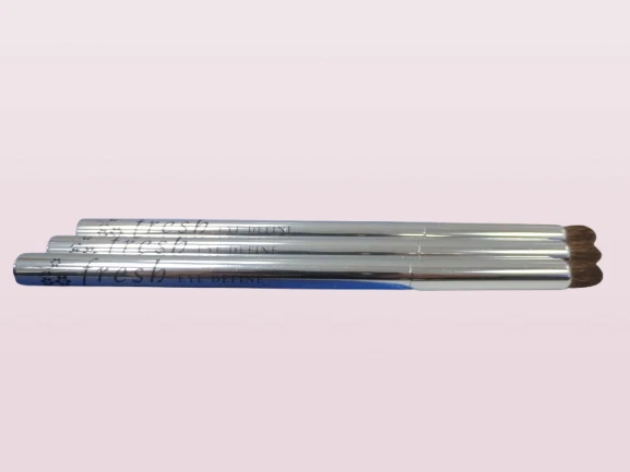 ESCOVA FRESCA EYE DEFINE NOVA SEM ETIQUETAS 3 PEÇAS - Imagem 3 de 3