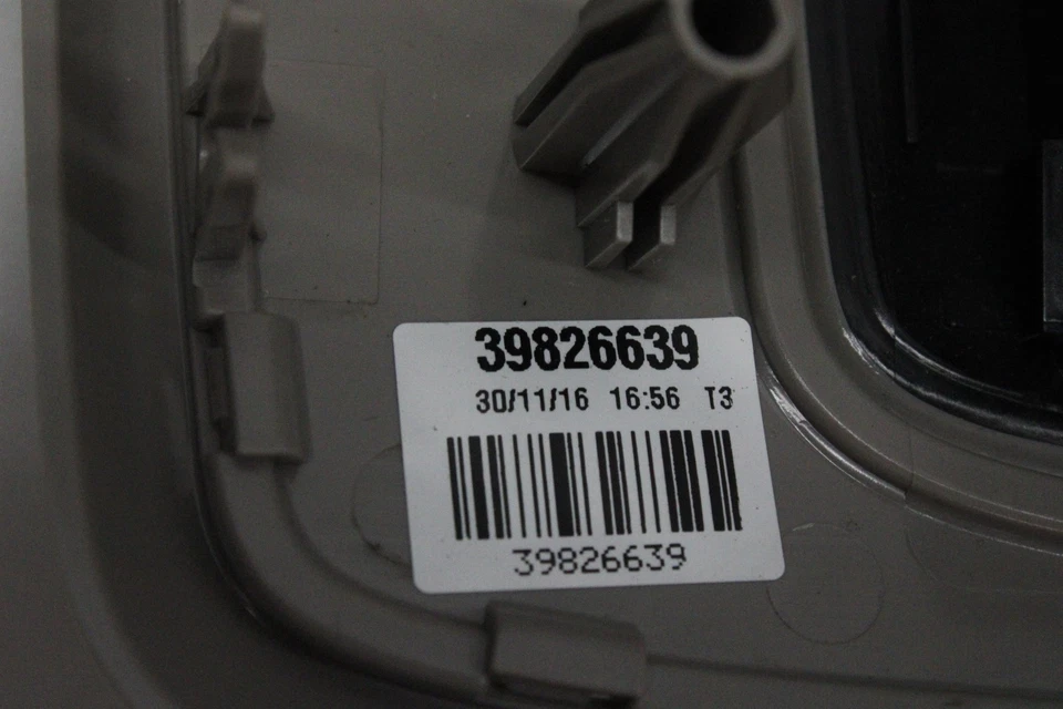 Volvo S60 2017 consola superior central domo luz lámpara 39826639 OEM 2014-2018 Foto 4 de 4